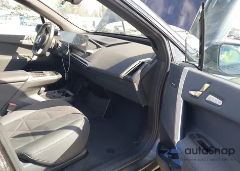 2025 BMW Ix xDrive50 из США, поврежденный, VIN WB523CF00SCS58721